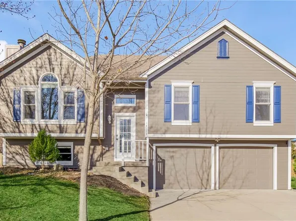 14114 Lora St, Smithville, MO 64089