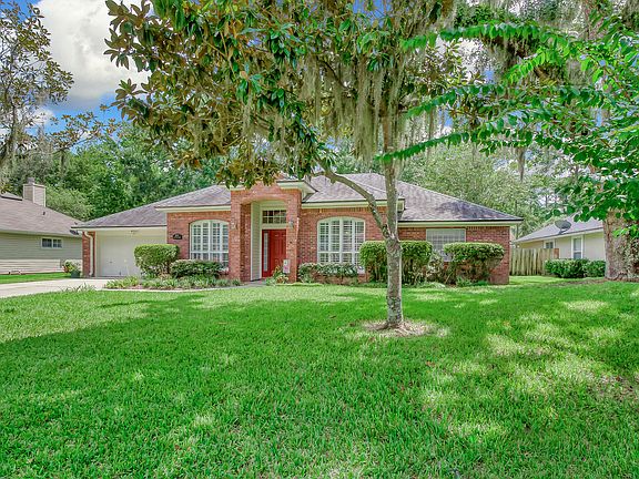 2nd image of 2862 Sweetholly Dr