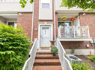 404 Great Beds Ct, Perth Amboy, NJ 08861