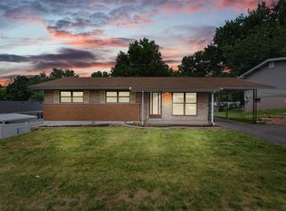 4151 Telegraph Rd, Saint Louis, MO 63129