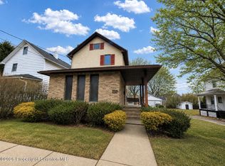 328 4th St, Olyphant, PA 18447