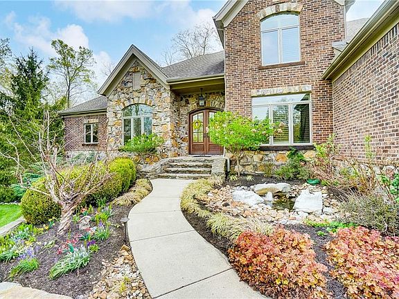 5th image of 7892 Country Brook Ct
