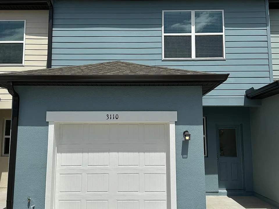 3110 Merton Aly