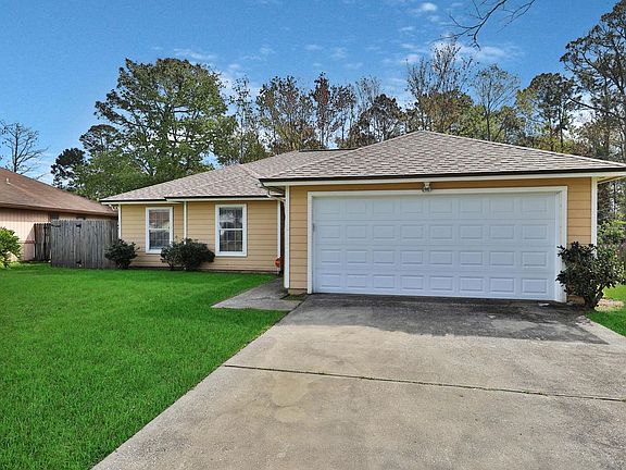 4th image of 95 Crystal Branch Ct