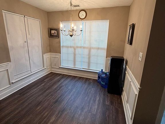 5th image of 3107 Camden Way