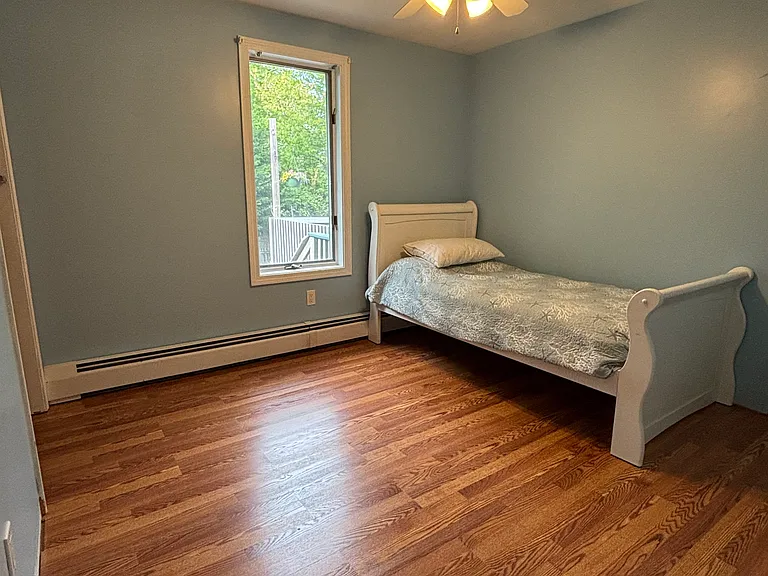 49 Montauk Rd — Photo 10
