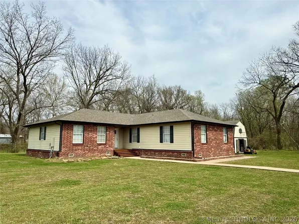 16449 N Lombard Ln, Skiatook, OK 74070