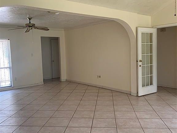 4th image of 11435 Newbrook Dr