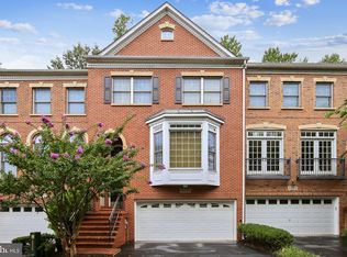 10555 Tuckerman Heights Cir, North Bethesda, MD 20852