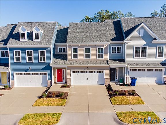 3rd image of 6837 Leire Ln