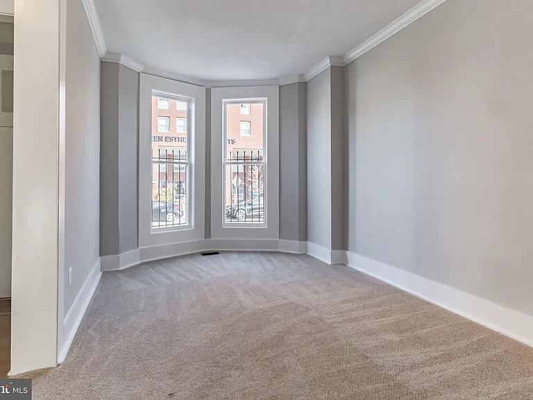 1243 E Lanvale St — Photo 13
