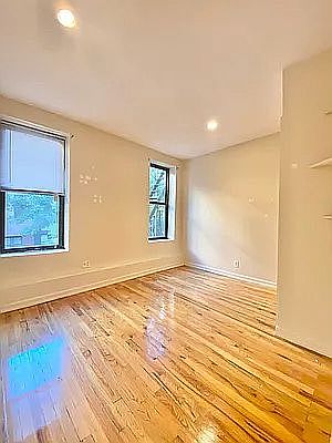 1st image of 326 E 78th St #9