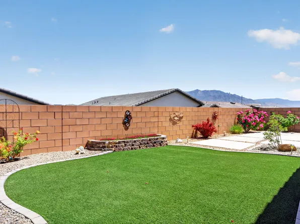 4077 Plant Dr NE, Rio Rancho, NM 87144