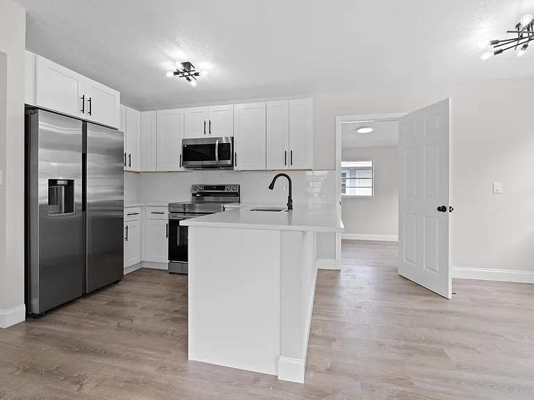 2415 Lewis Rd — Photo 10