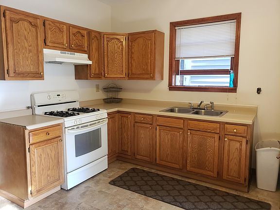 2nd image of 3946 S Artesian Ave #1