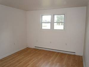2nd image of 105 & 107 Sandra Dr #210