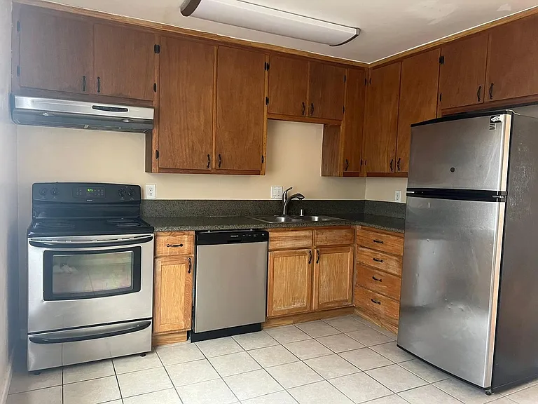 331 Alhambra Blvd — Photo 26