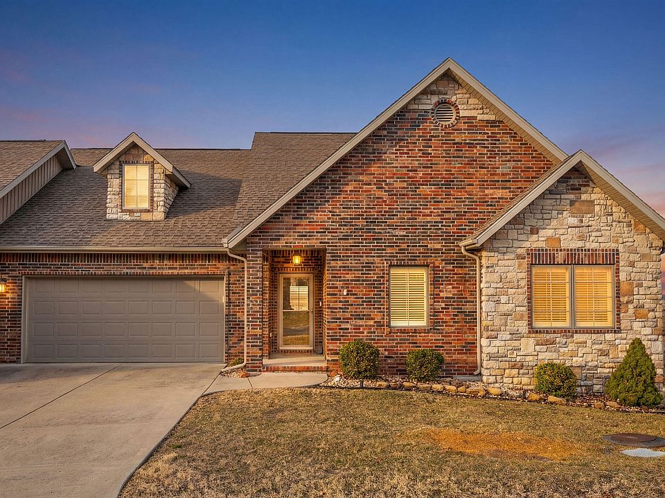 1st image of 125 Lakehills Drive ## B