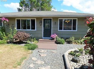 1060 W 10th St, Coquille, OR 97423