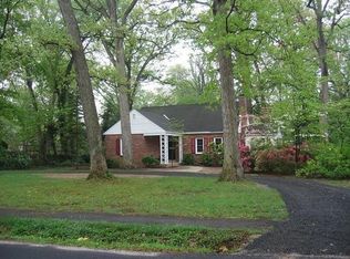 3911 Woodley Dr, Alexandria, VA 22309
