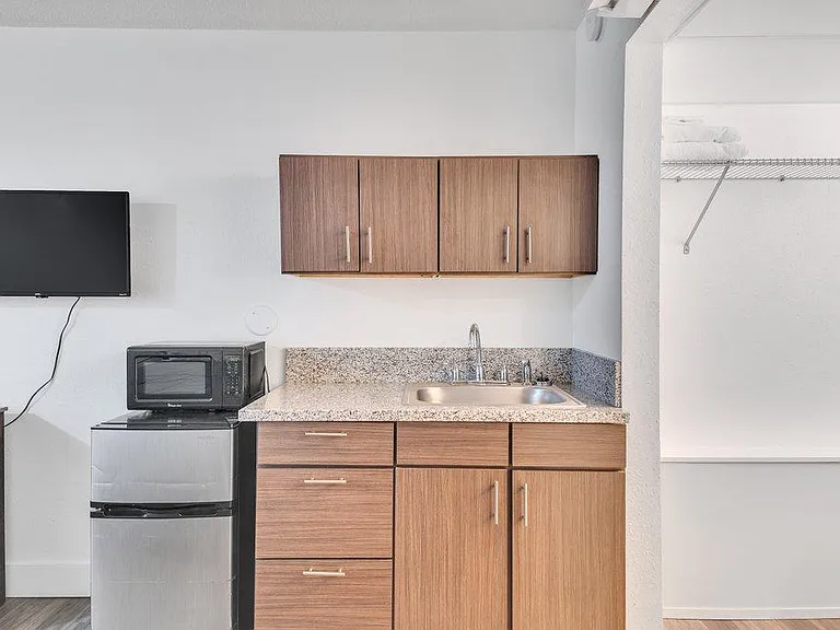 The Residences at Windsor — Photo 54