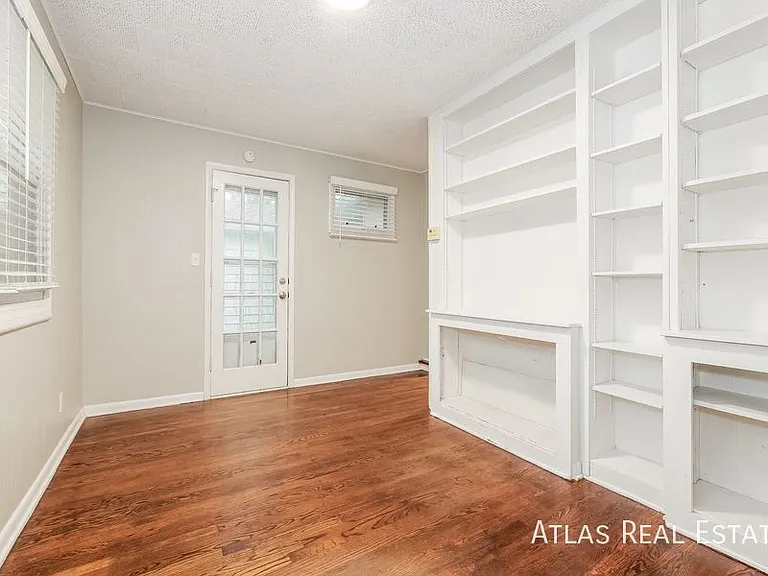 3902 W 72nd Ter — Photo 13