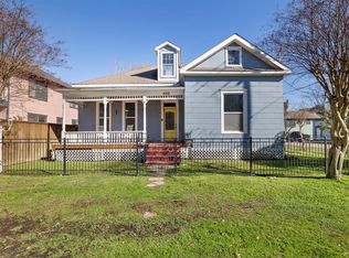402 Enid St, Houston, TX 77009