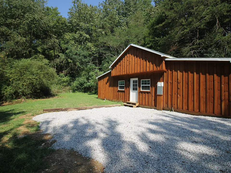 1097 Fairview Rd