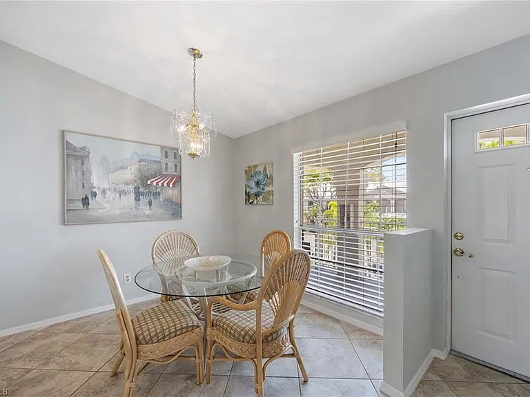 822 Gulf Pavillion Dr #202 — Photo 11