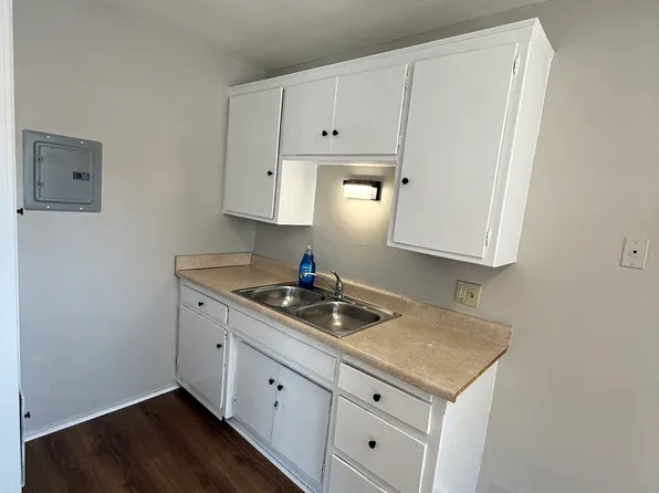 3005 E 8th St APT 3, Los Angeles, CA 90023