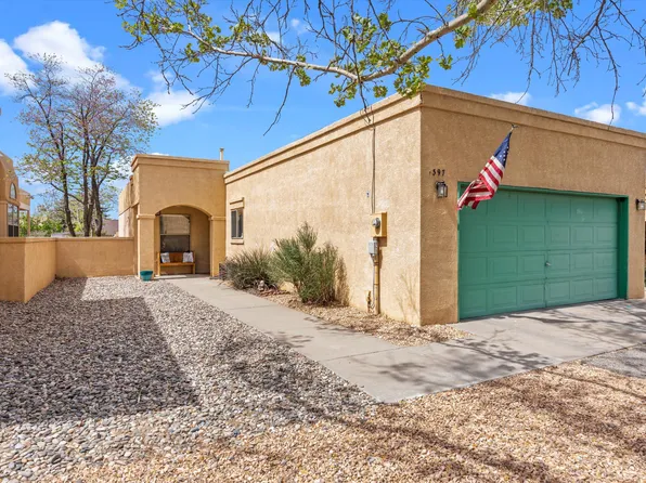 1397 Lil Ave NE, Rio Rancho, NM 87144