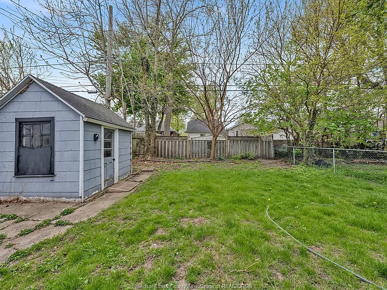 1183 Felix Ave — Photo 31