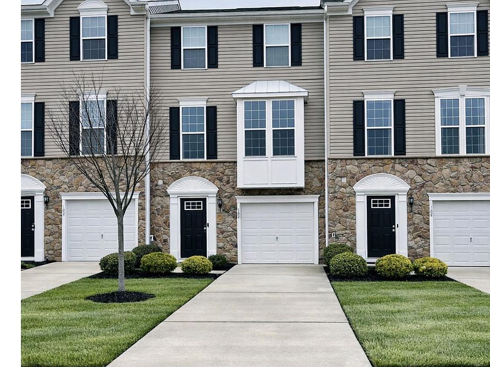 1st image of 102 Benford Ln