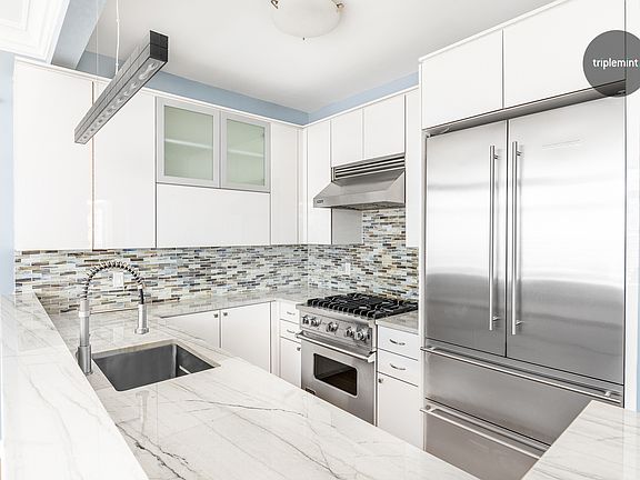 2nd image of 250 S End Ave Penthouse 1B
