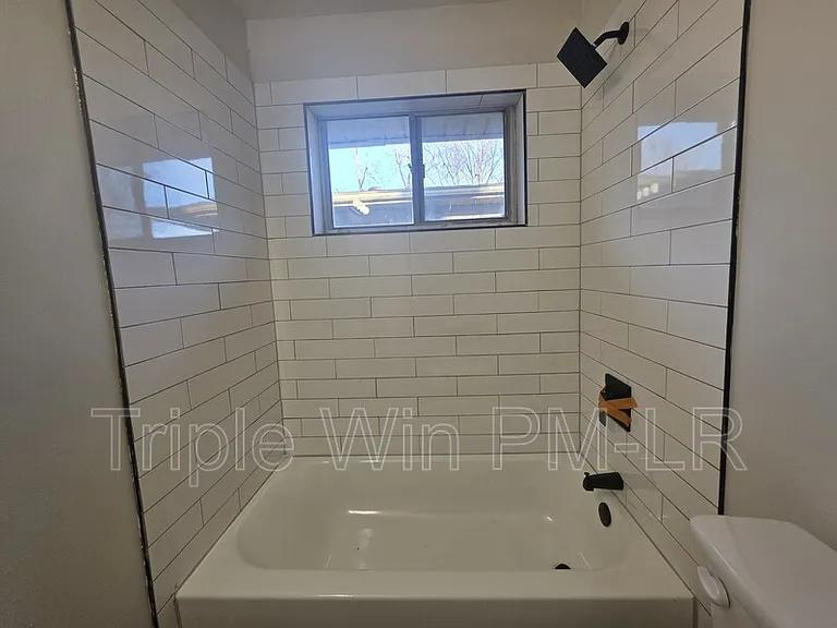 109 Farmere Cir — Photo 21