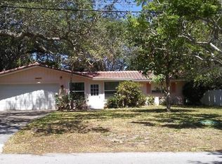 207 Lagoon Dr, Palm Harbor, FL 34683