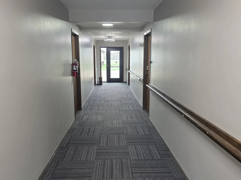 310 E 3rd St #3 — Photo 10