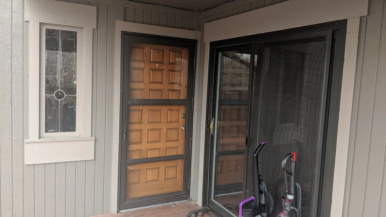 4 bed, 2.5 bath, 2078 sqft, $2,850 — Photo 2