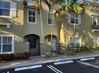 162 Lake Monterey Cir, Boynton Beach, FL 33426