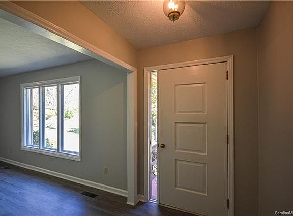 3rd image of 113 Redbud Dr #22