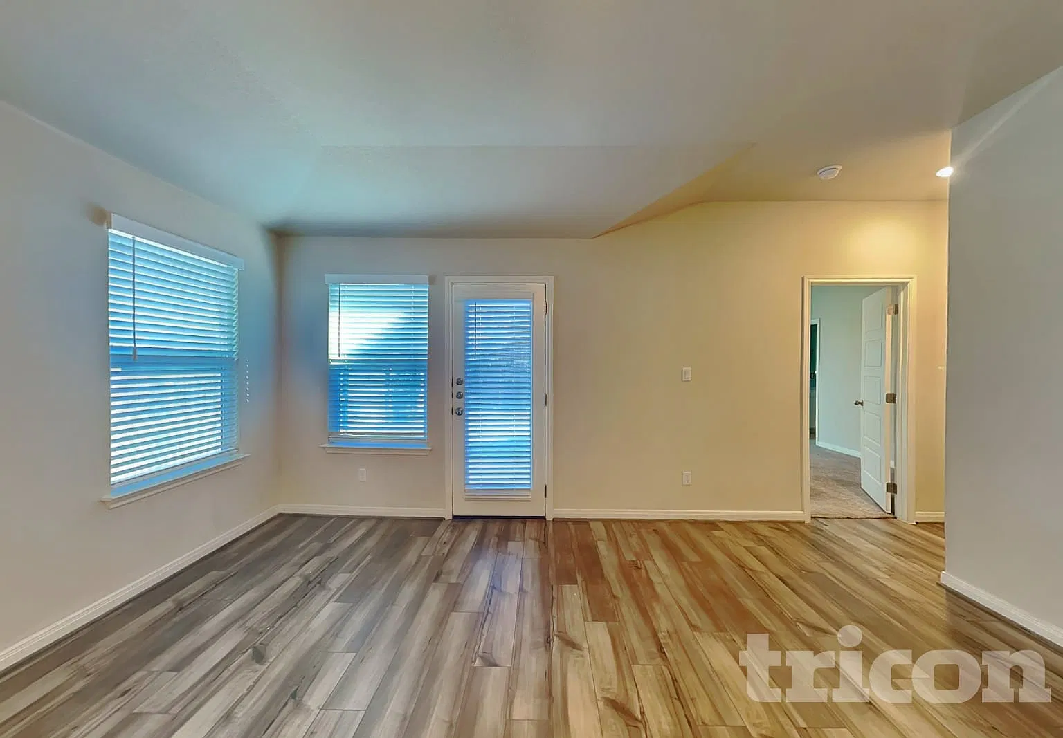 5716 Jayden Pass Saint Hedwig TX — Photo 2