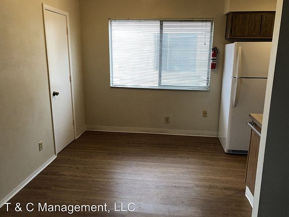 3rd image of 508 Pennsylvania St SE APT 3