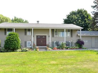 4929 Emerson Rd, Canandaigua, NY 14424