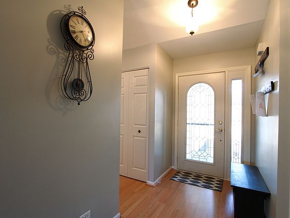 2nd image of 128 Heritage Trl