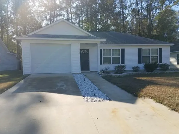 1332 Young St, Thomasville, GA 31792