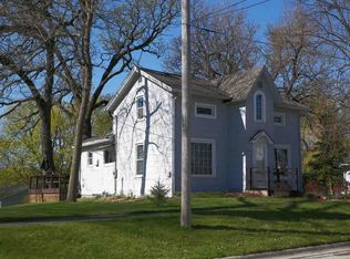 315 E 5th St, Pecatonica, IL