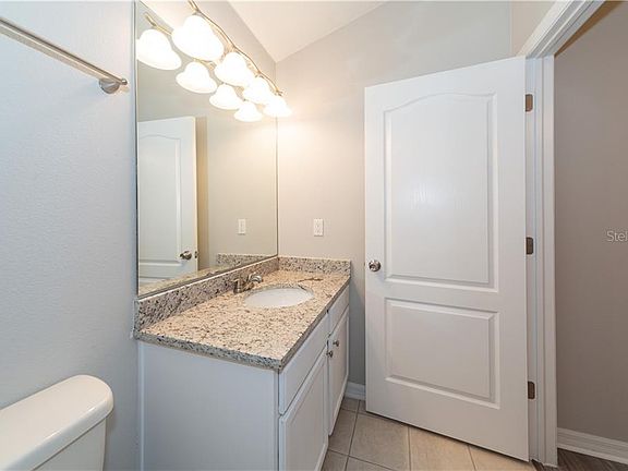 3rd image of 1329 Ambridge Dr