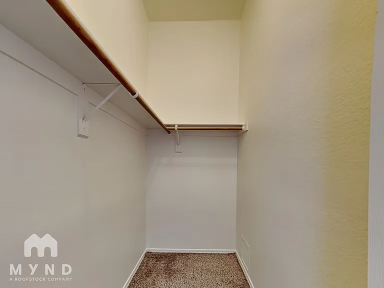 4528 E Rowel Rd — Photo 16