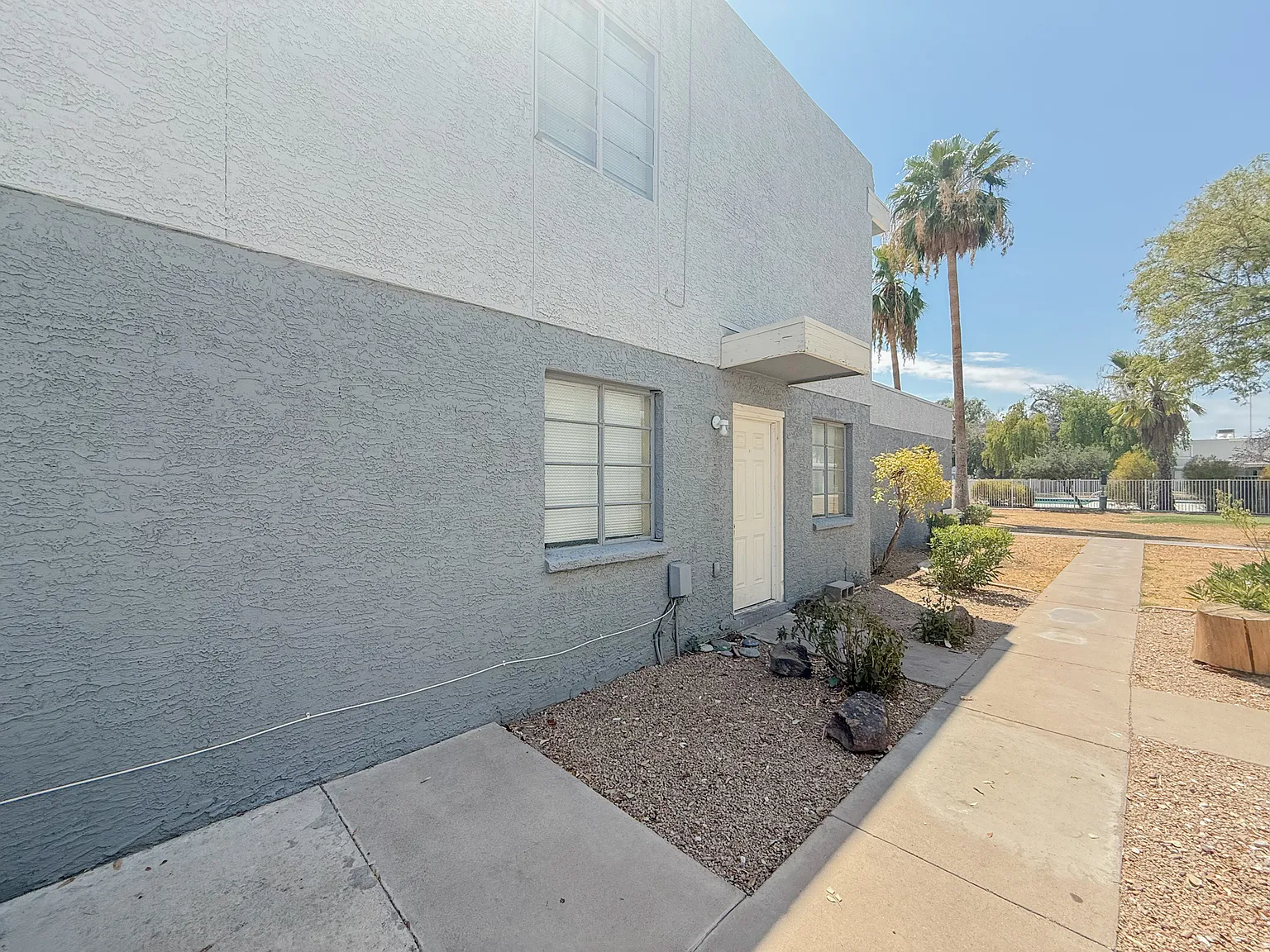 2625 W Ocotillo Rd Unit 2, Phoenix Az — Photo 2