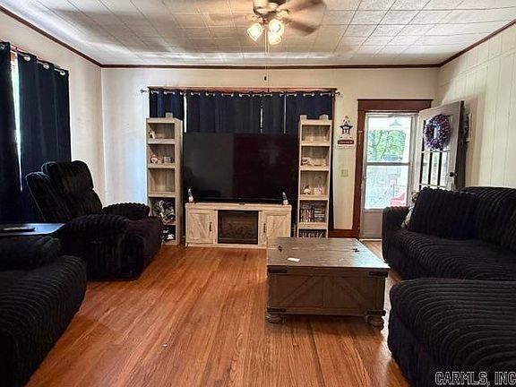 3rd image of 1008 S College St